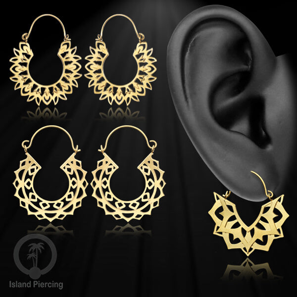 Anting stainless steel warna gold motif yang sangat unik