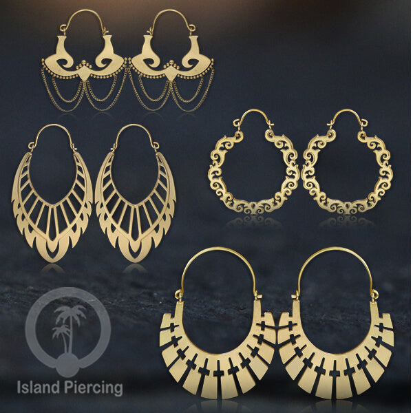 Anting stainless 3 lapis warna gold desain sangat unik, hanya tersedia di Island Piercing
