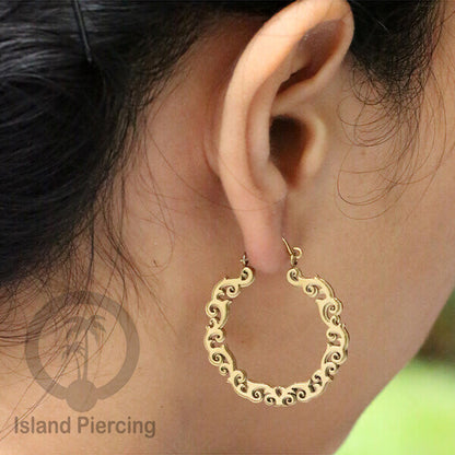 Anting stainless 3 lapis warna gold desain sangat unik, hanya tersedia di Island Piercing