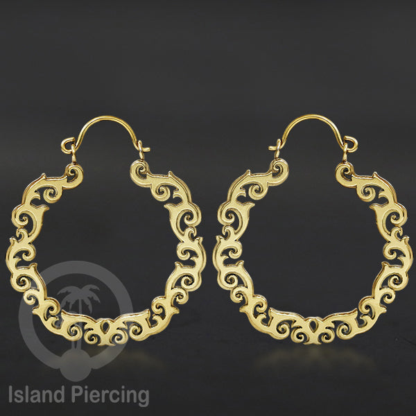 Anting stainless 3 lapis warna gold desain sangat unik, hanya tersedia di Island Piercing