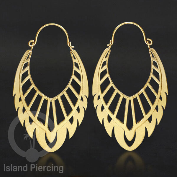 Anting stainless 3 lapis warna gold desain sangat unik, hanya tersedia di Island Piercing