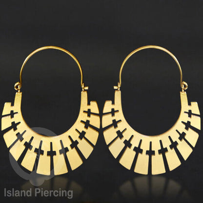 Anting stainless 3 lapis warna gold desain sangat unik, hanya tersedia di Island Piercing