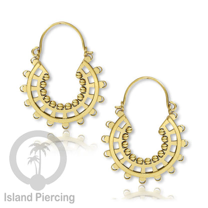 Anting stainless 3 lapis warna gold motif unik, hanya ada di Island Piercing