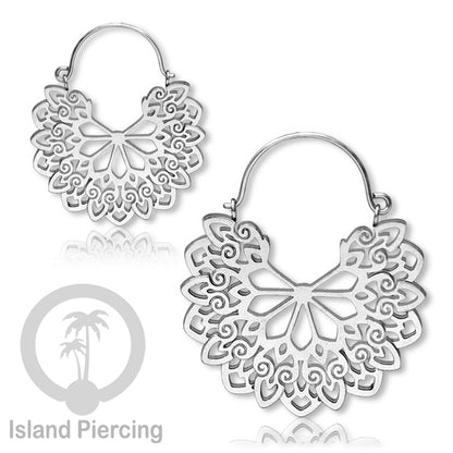 Anting stainless 3 lapis warna silver motif unik, hanya ada di Island Piercing