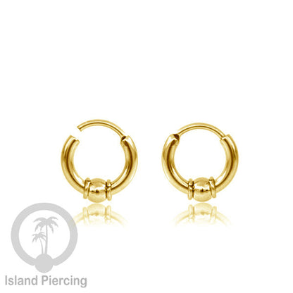 Anting Hoop Stainless desain Bali dari baja bedah warna gold, Steel Hoop Earring per pasang