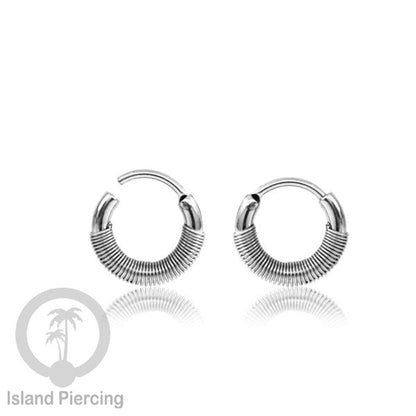 Anting Hoop Stainless desain Bali dari baja bedah warna silver, Steel Hoop Earring per pasang