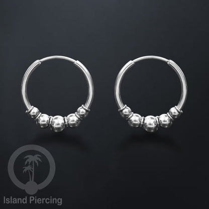 Anting Hoop Stainless desain Bali dari baja bedah warna silver, Steel Hoop Earrings