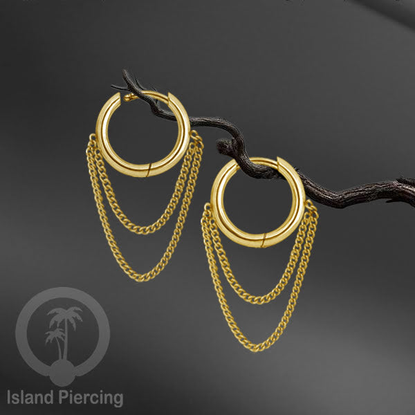 Anting hoop baja dengan rantai, tersedia dalam warna baja atau gold.