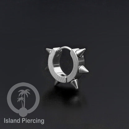 Anting Hoop stainless steel Huggies warna gold dan silver desain menarik