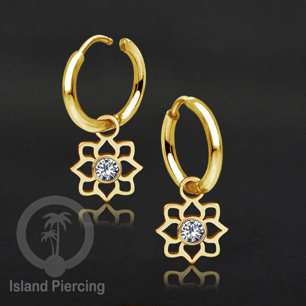 Anting Hoop warna gold dengan Charm, Hiasan Perhiasan, berisi warna epoxy atau Kristal Zirconia