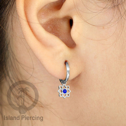 Anting Hoop warna Silver dengan Charm, Hiasan Perhiasan, berisi warna epoxy atau Kristal Zirconia