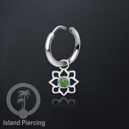 Anting Hoop warna Silver dengan Charm, Hiasan Perhiasan, berisi warna epoxy atau Kristal Zirconia