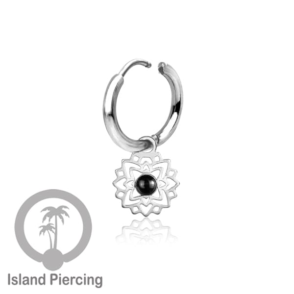 Anting Hoop warna Silver dengan Hiasan Perhiasan kecil, Charm, berisi warna epoxy atau Kristal Zirconia