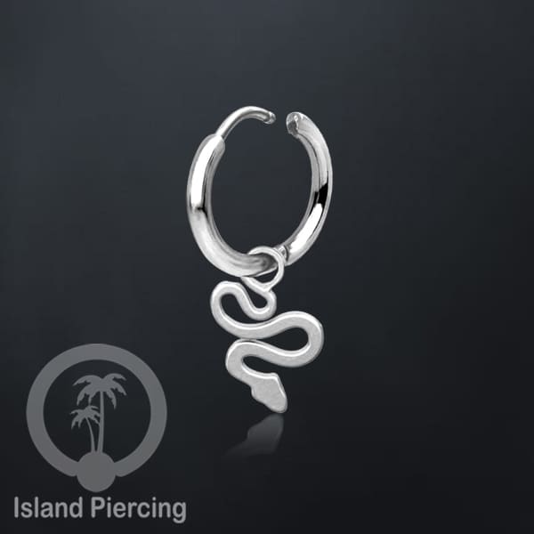 Anting Hoop Stainless Steel dengan Hiasan Perhiasan banyak pilihan model menarik warna silver