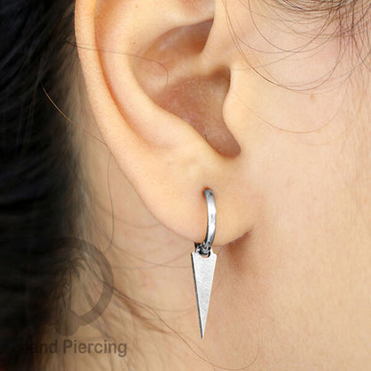 Anting Hoop stainless steel dengan Hiasan Perhiasan dengan spike warna silver 3 ukuran