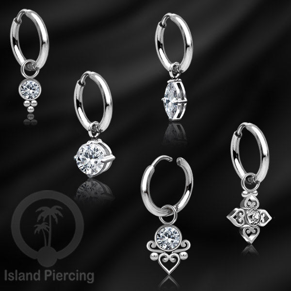 Anting Hoop warna silver dengan Hiasan Perhiasan kecil, Charm, kristal bening pilihan banyak model