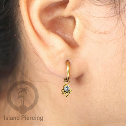 Anting Hoop warna Gold dengan Hiasan Perhiasan kecil, Charm, kristal bening pilihan banyak model