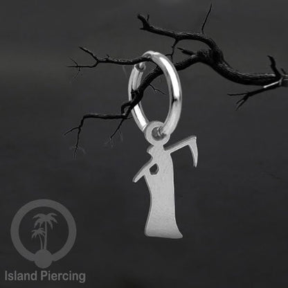 Stainless Steel Anting Hoop Ear Huggies Halloween warna silver dengan Liontin, Charm, Tengkorak, Sihir, Laba-2.