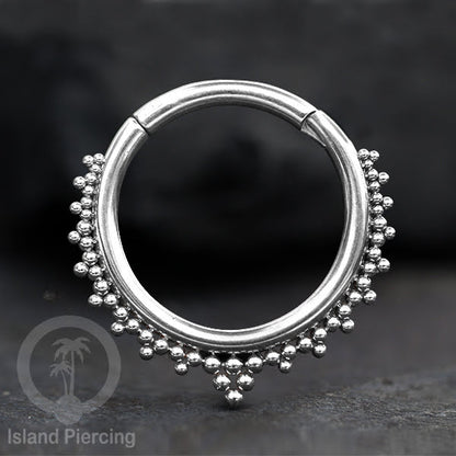 Tindik Telinga Stainless Steel Ear Weight warna silver Clicker Ring sistem magnetik dengan bola