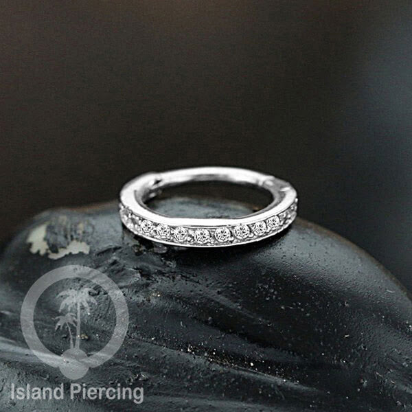Anting piercing stainless dengan kristal zirconia. Helix, Tragus,Tindik Hidung, Septum