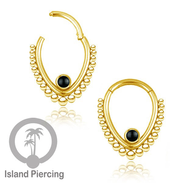 Anting Stainless Piercing warna emas dengan batu
