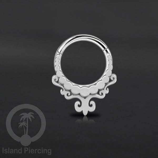 Anting Piercing Stainless Segment Ring yang unik body jewelry untuk Septum dan telinga warna silver