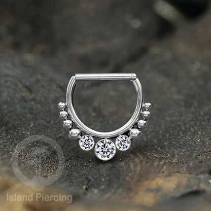 Hinged Septum Piercing clicker warna stainless steel 3 batu semi murni