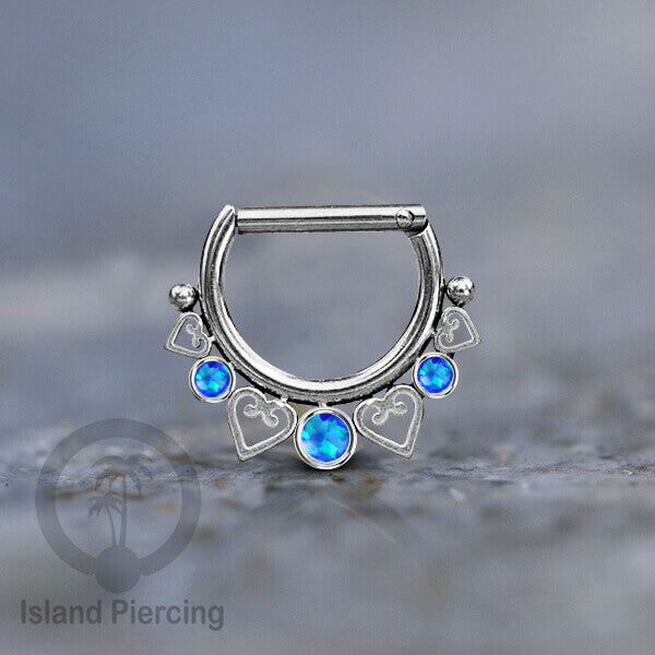Hinged Septum clicker Piercing Hidung Stainless steel dengan 3 batu dan hati kecil