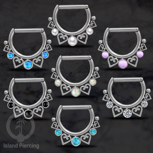Hinged Septum clicker Piercing Hidung Stainless steel dengan 3 batu dan hati kecil