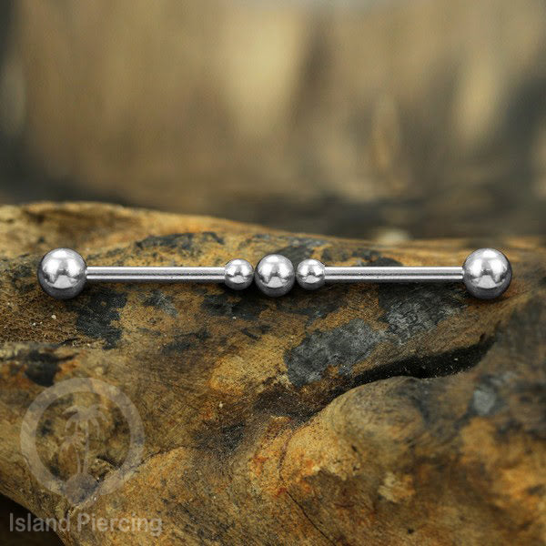 Anting Industrial Piercing stainless warna silver dengan banyak variasi asik