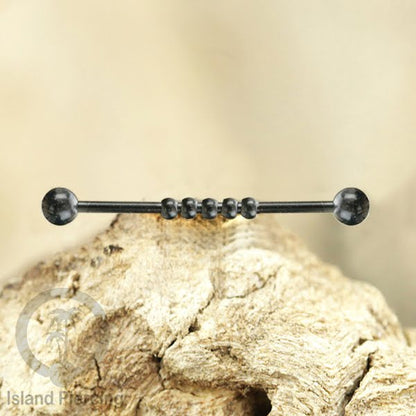 Anting Industrial Piercing stainless warna Hitam dengan banyak variasi asik