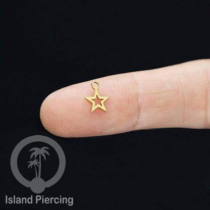 Body Jewelry Charm stainless yang bisa di pasang sebagai DIY warna gold