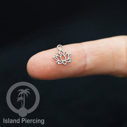Body Jewelry Charm stainless yang bisa di pasang sebagai DIY warna silver