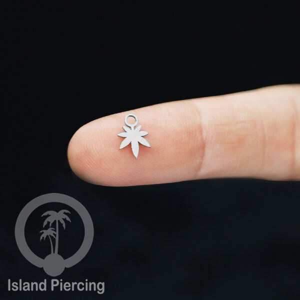 Body Jewelry Charm stainless yang bisa di pasang sebagai DIY warna silver