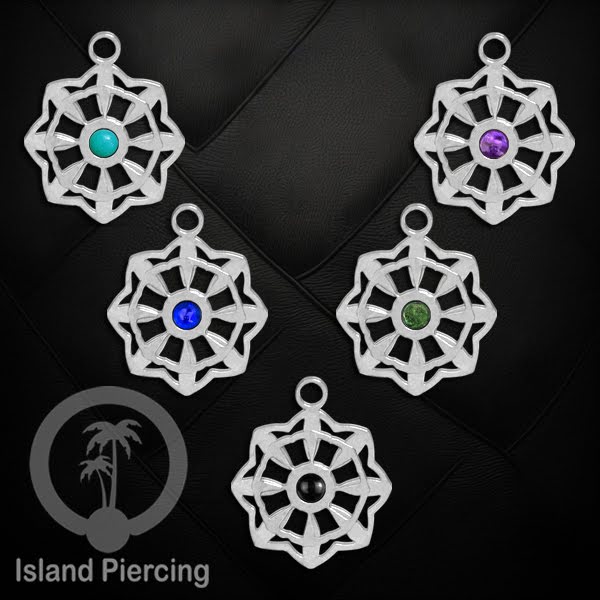 Liontin perhiasan tindik stainless warna silver, Body Jewelry charm, dengan kristal dan epoxy.