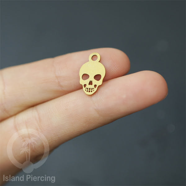 Body Jewelry Charm Stainless Liotin model Halloween Gothic jewelry warna gold, tengkorak sihir peti...