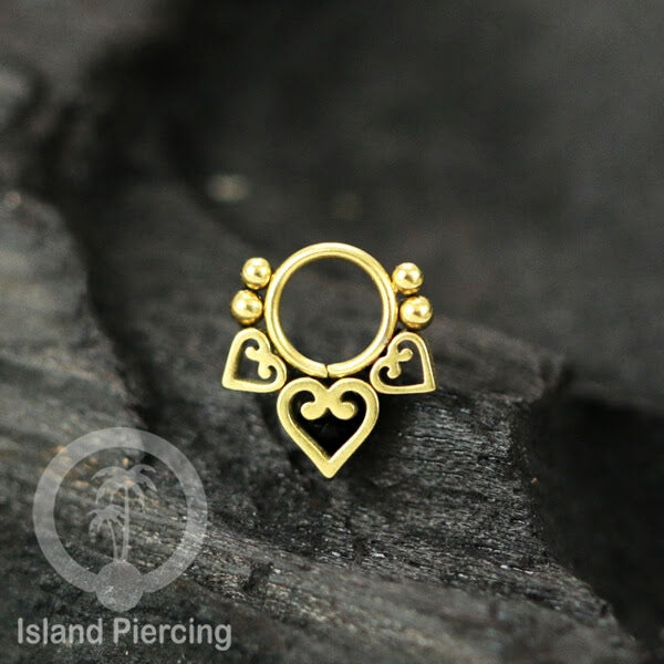 Piercing Charm Liotin Stainless warna silver &amp; gold yang tertutup khusus Stacking ring model segment ring yang di pasang banyak.