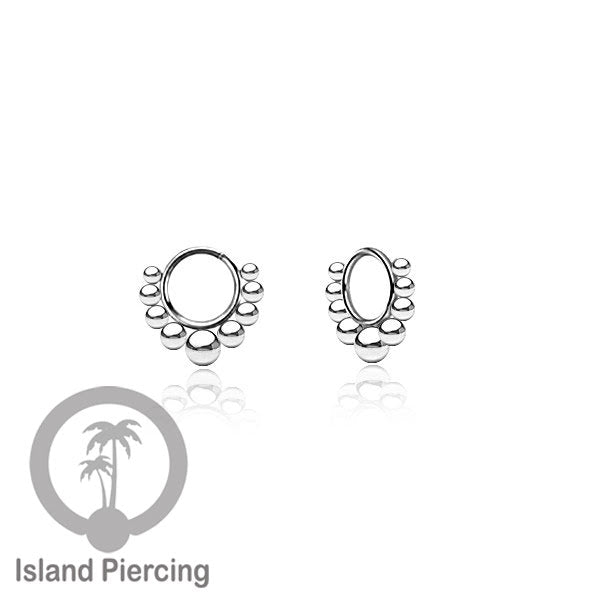 Piercing Charm Liotin Stainless warna silver &amp; gold yang tertutup khusus Stacking ring model segment ring yang di pasang banyak.