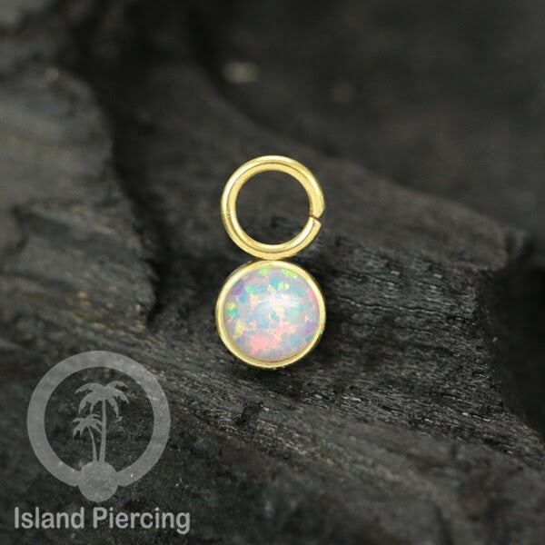 Piercing Charm yang Liotin Stainless manis warna gold dengan batu kecil pilihan warna