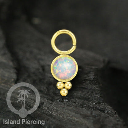 Piercing Charm yang Liotin Stainless manis warna gold dengan batu kecil pilihan warna