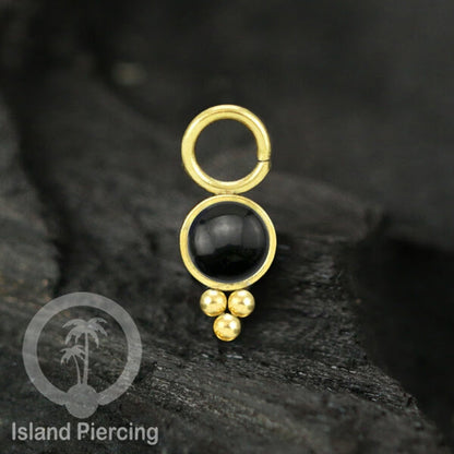Piercing Charm yang Liotin Stainless manis warna gold dengan batu kecil pilihan warna
