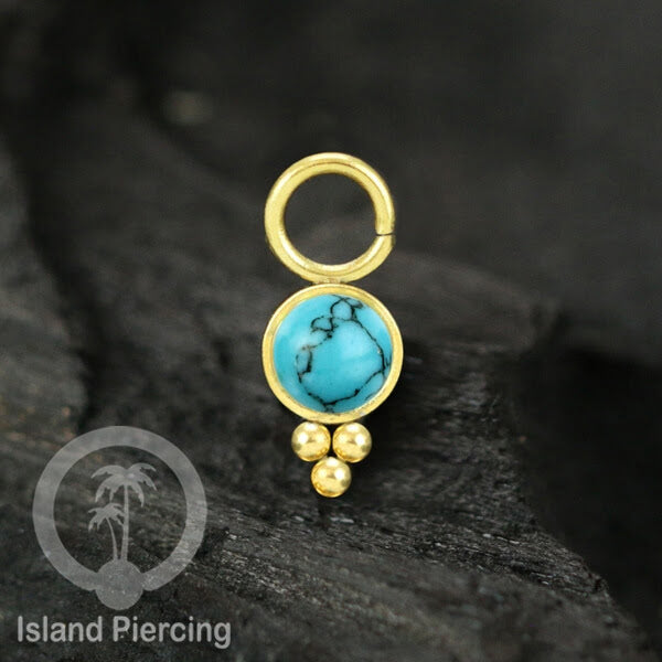 Piercing Charm yang Liotin Stainless manis warna gold dengan batu kecil pilihan warna