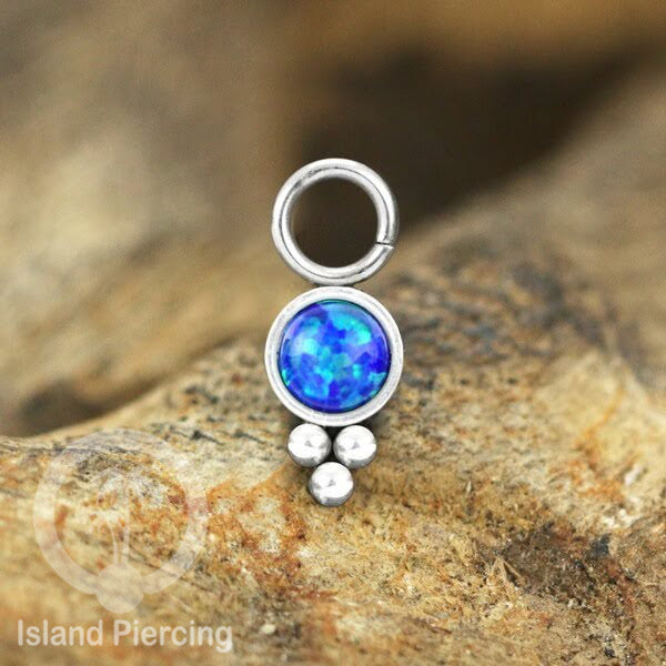 Piercing Charm yang Liotin Stainless manis warna silver dengan batu kecil pilihan warna