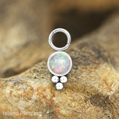 Piercing Charm yang Liotin Stainless manis warna silver dengan batu kecil pilihan warna