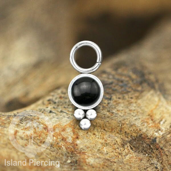 Piercing Charm yang Liotin Stainless manis warna silver dengan batu kecil pilihan warna