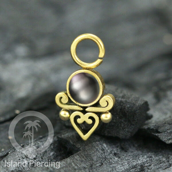 Piercing Charm yang Liotin Stainless manis warna gold dekorasi hati kecil dan batu berwarna