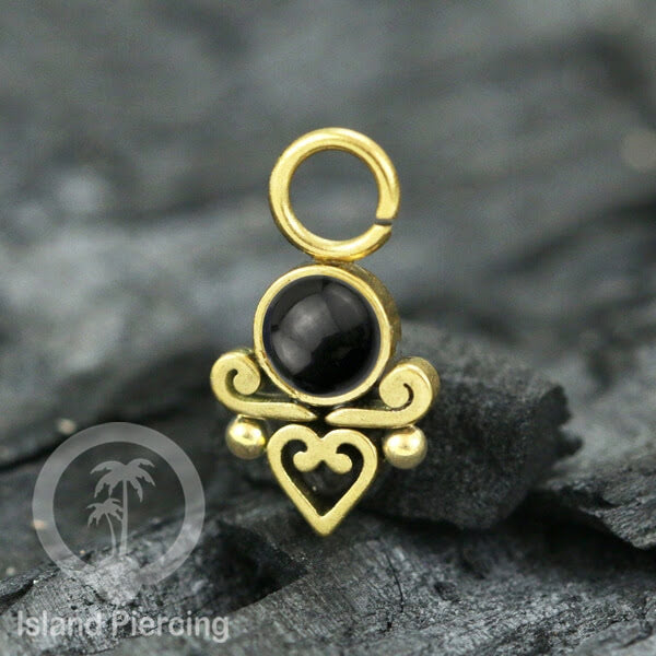 Piercing Charm yang Liotin Stainless manis warna gold dekorasi hati kecil dan batu berwarna