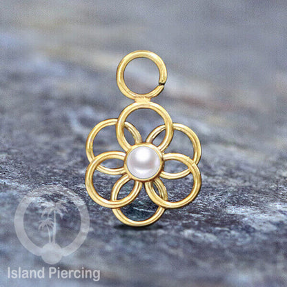 Piercing Charm yang Liotin Stainless bentuk flower of Life dengan batu kecil