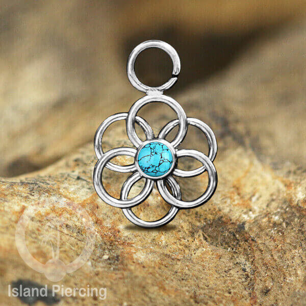 Piercing Charm yang Liotin Stainless bentuk flower of Life dengan batu kecil