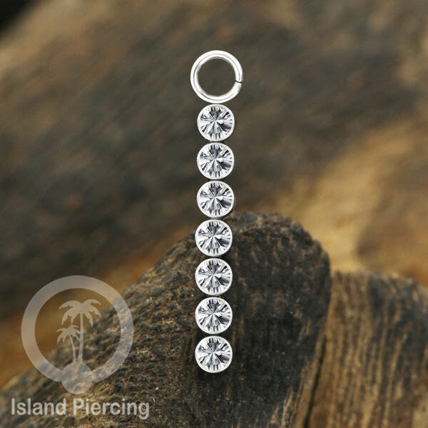 Koleksi Charm yang Liotin Piercing Stainless warna silver sangat lux dengan Kristal Zircon